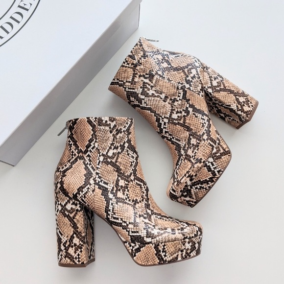Steve Madden Gusty Block Heel Boot 